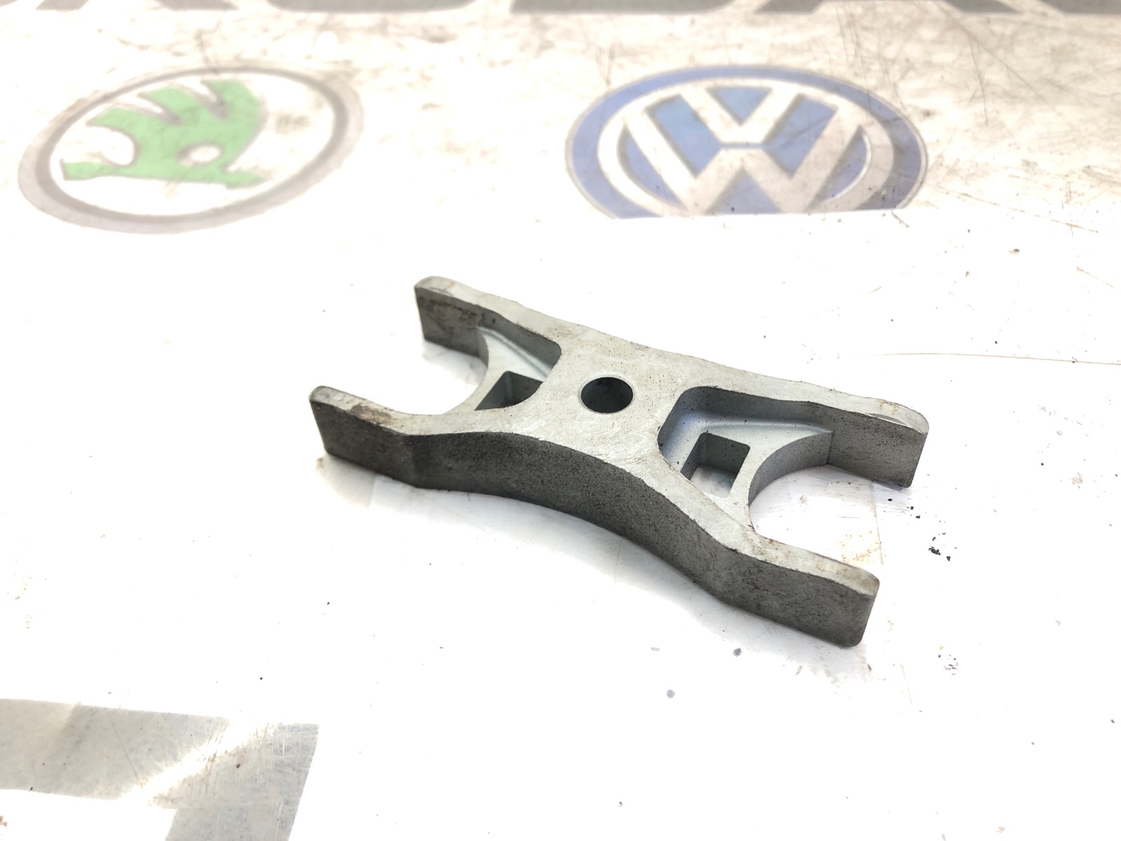 Кронштейн топливной форсунки, 1000 рублей, Москва