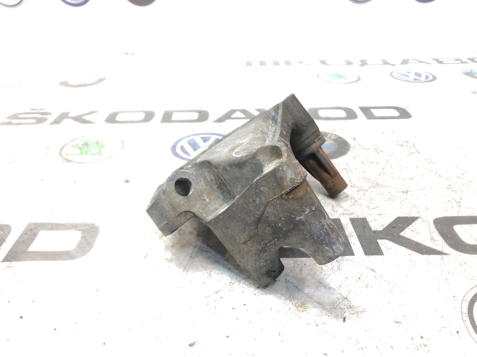 Кронштейн КПП, 2000 рублей, Москва