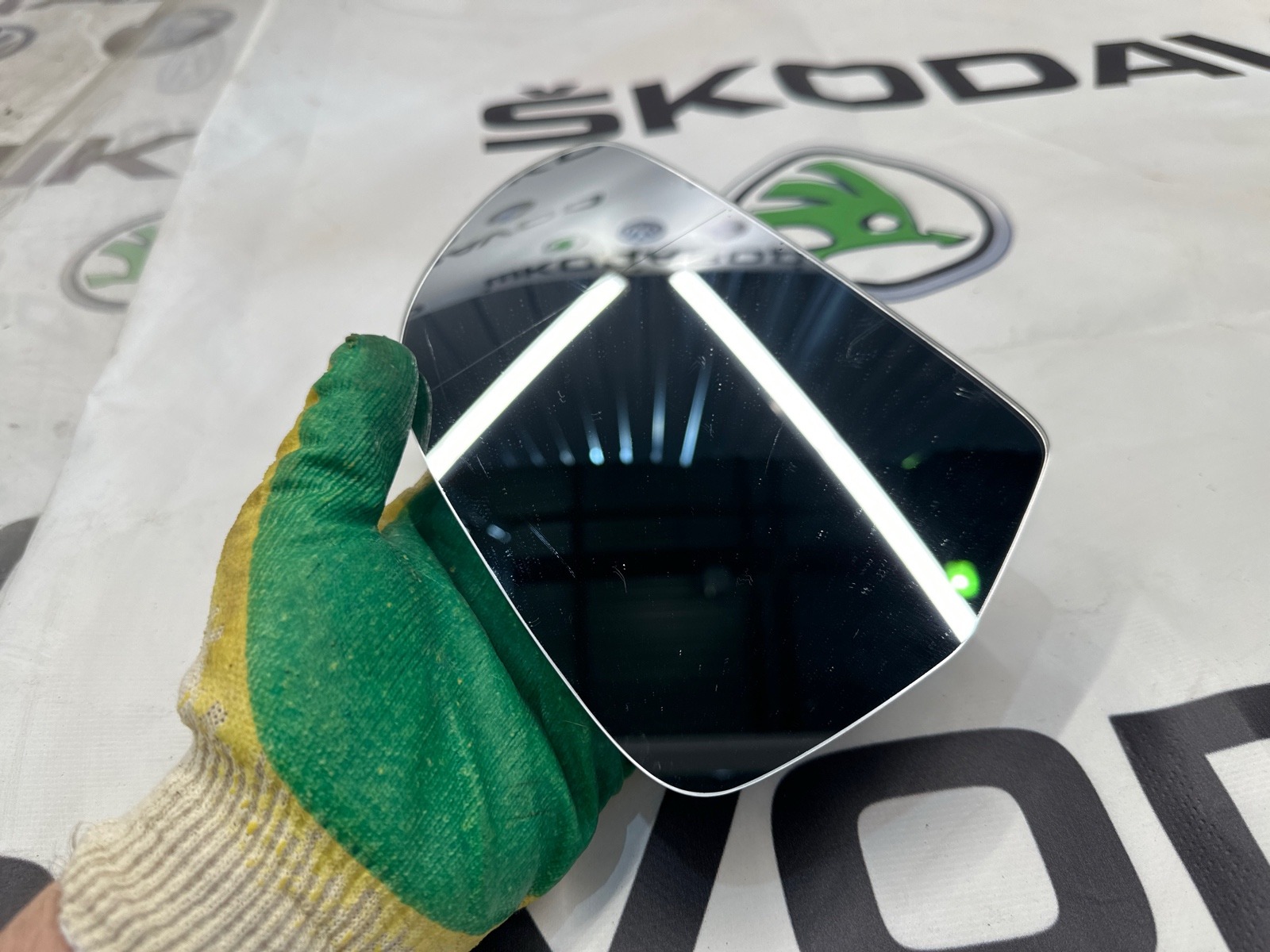 Зеркальный элемент, 2500 рублей, Москва