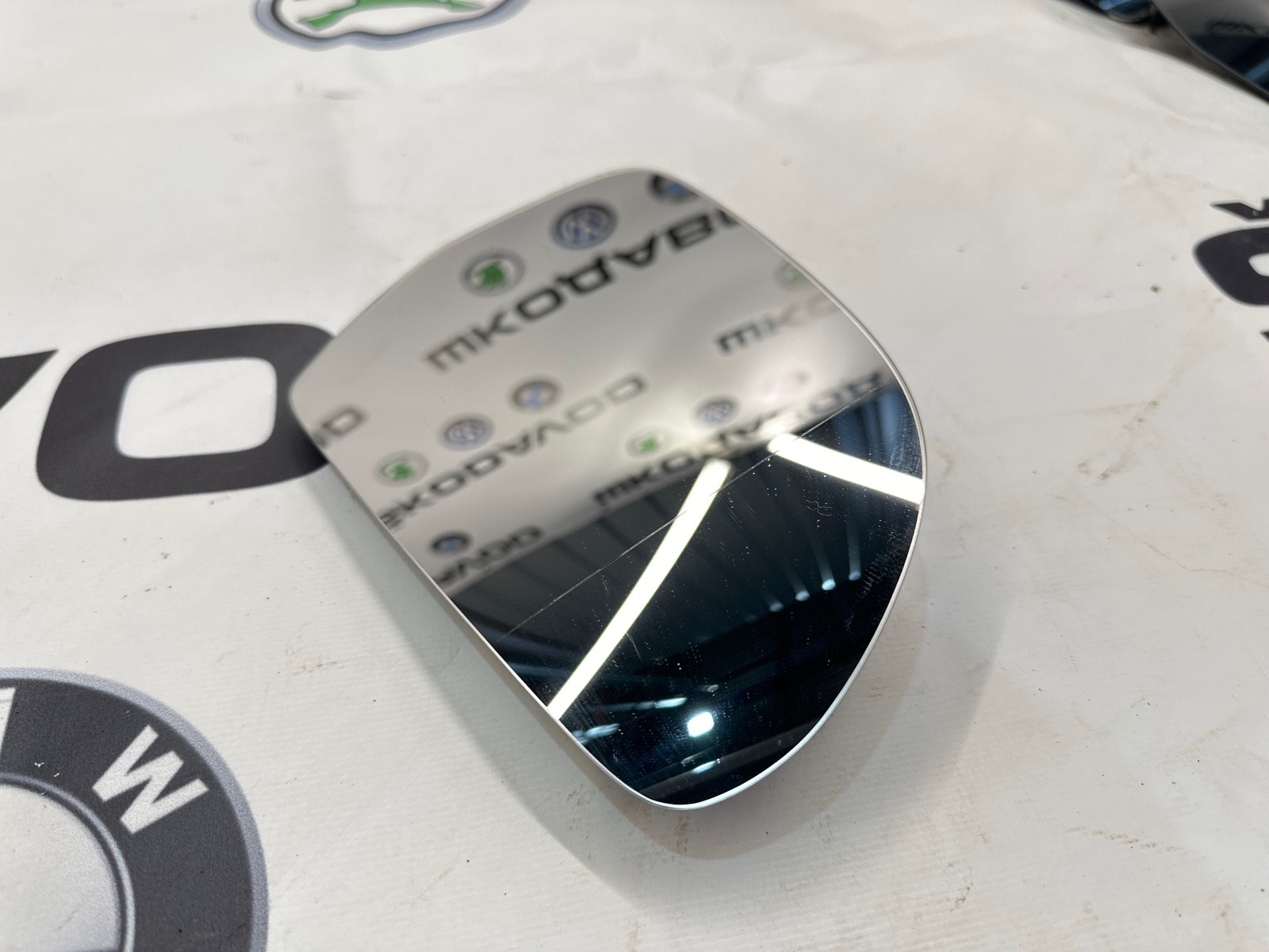 Зеркальный элемент, 2500 рублей, Москва