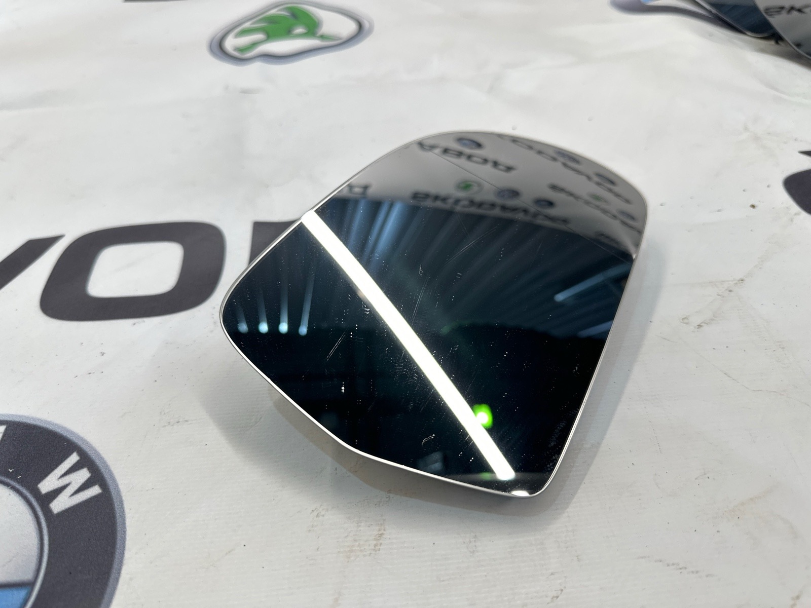 Зеркальный элемент, 2500 рублей, Москва