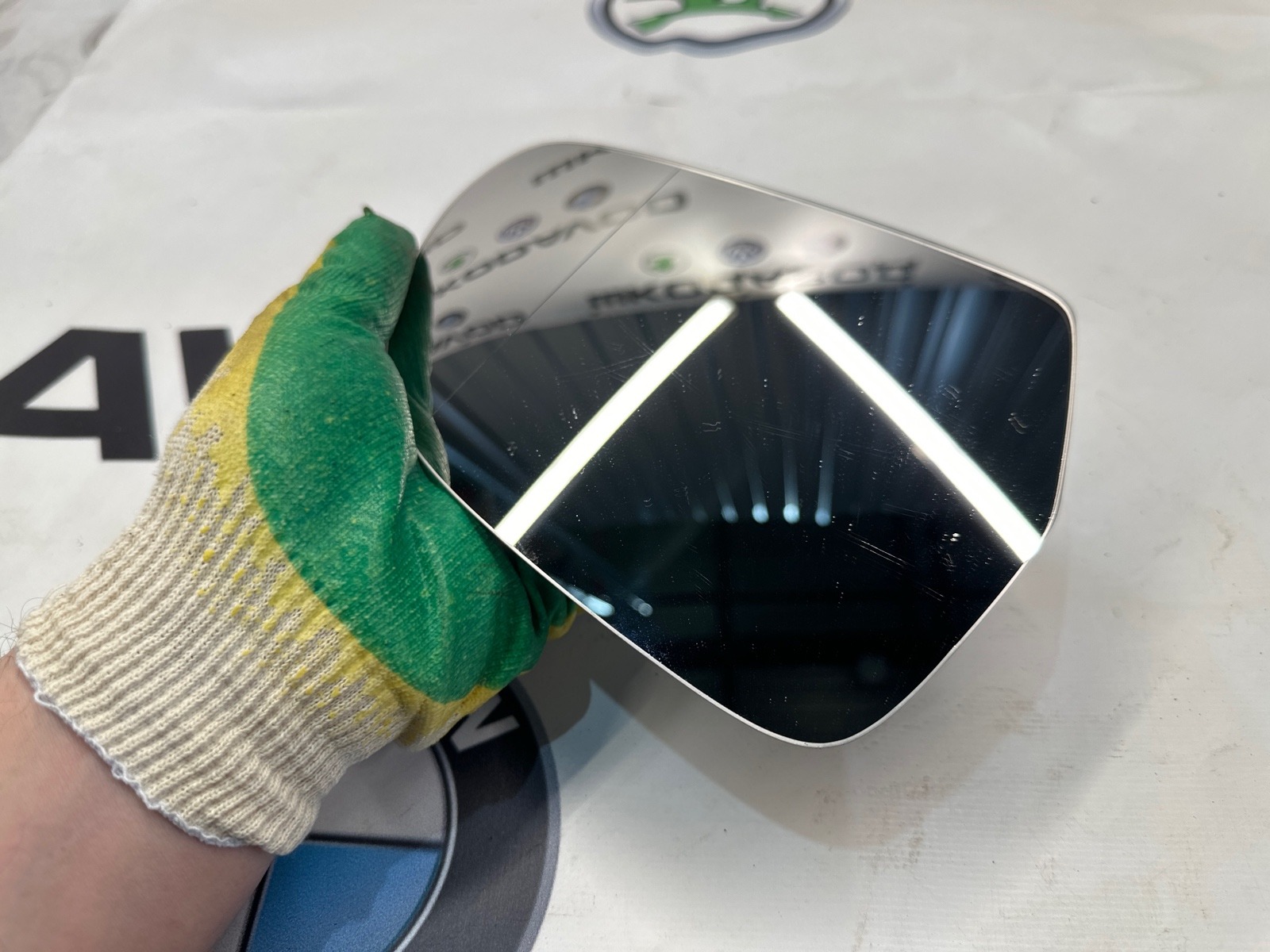 Зеркальный элемент, 2500 рублей, Москва