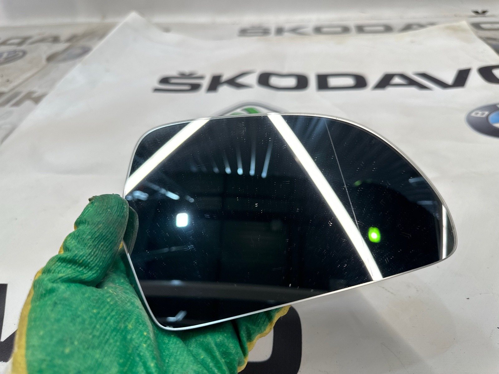 Зеркальный элемент, 2500 рублей, Москва