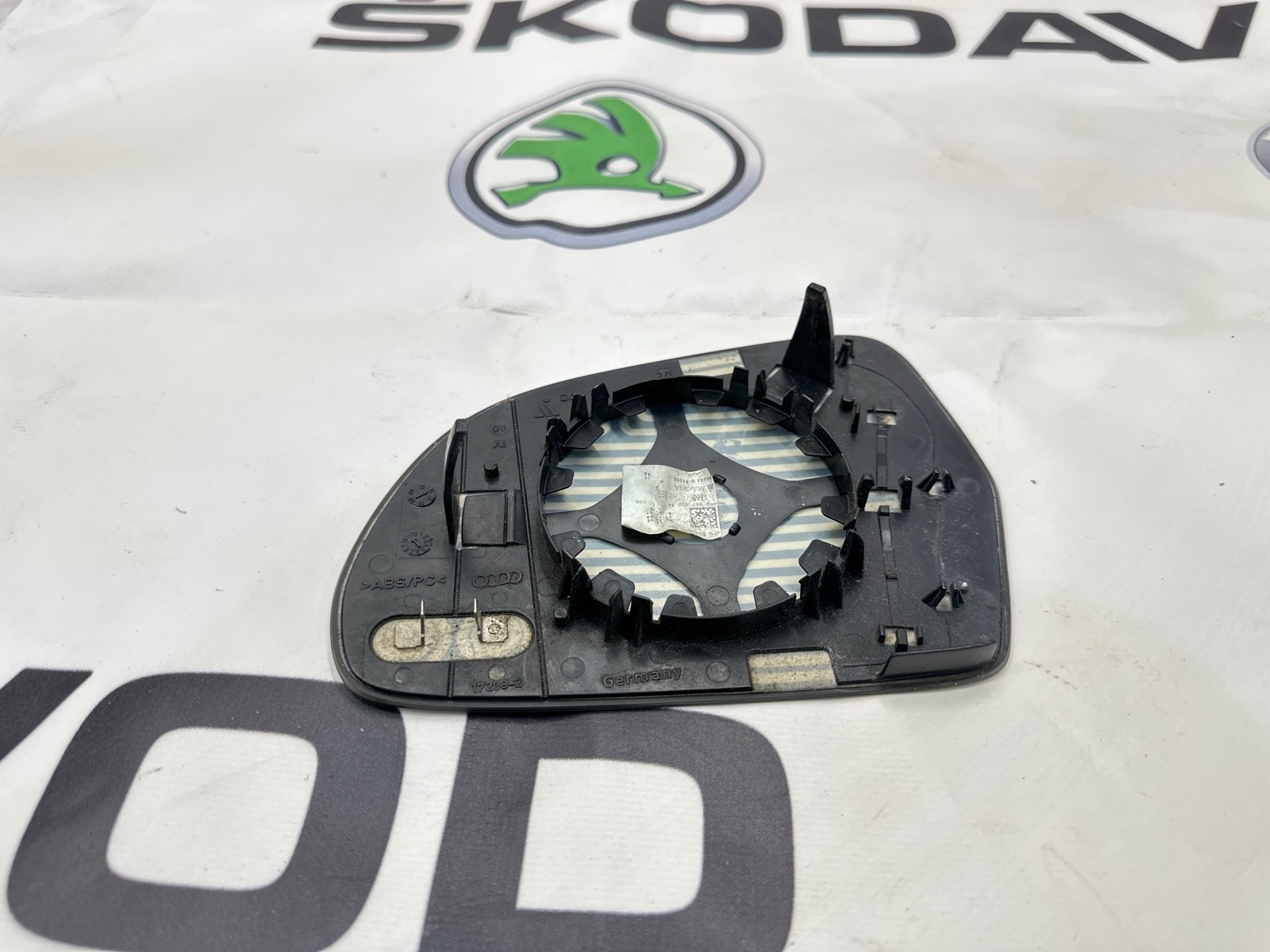 Зеркальный элемент, 2500 рублей, Москва