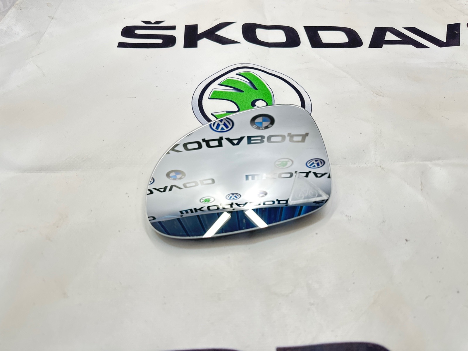 Зеркальный элемент, 3000 рублей, Москва