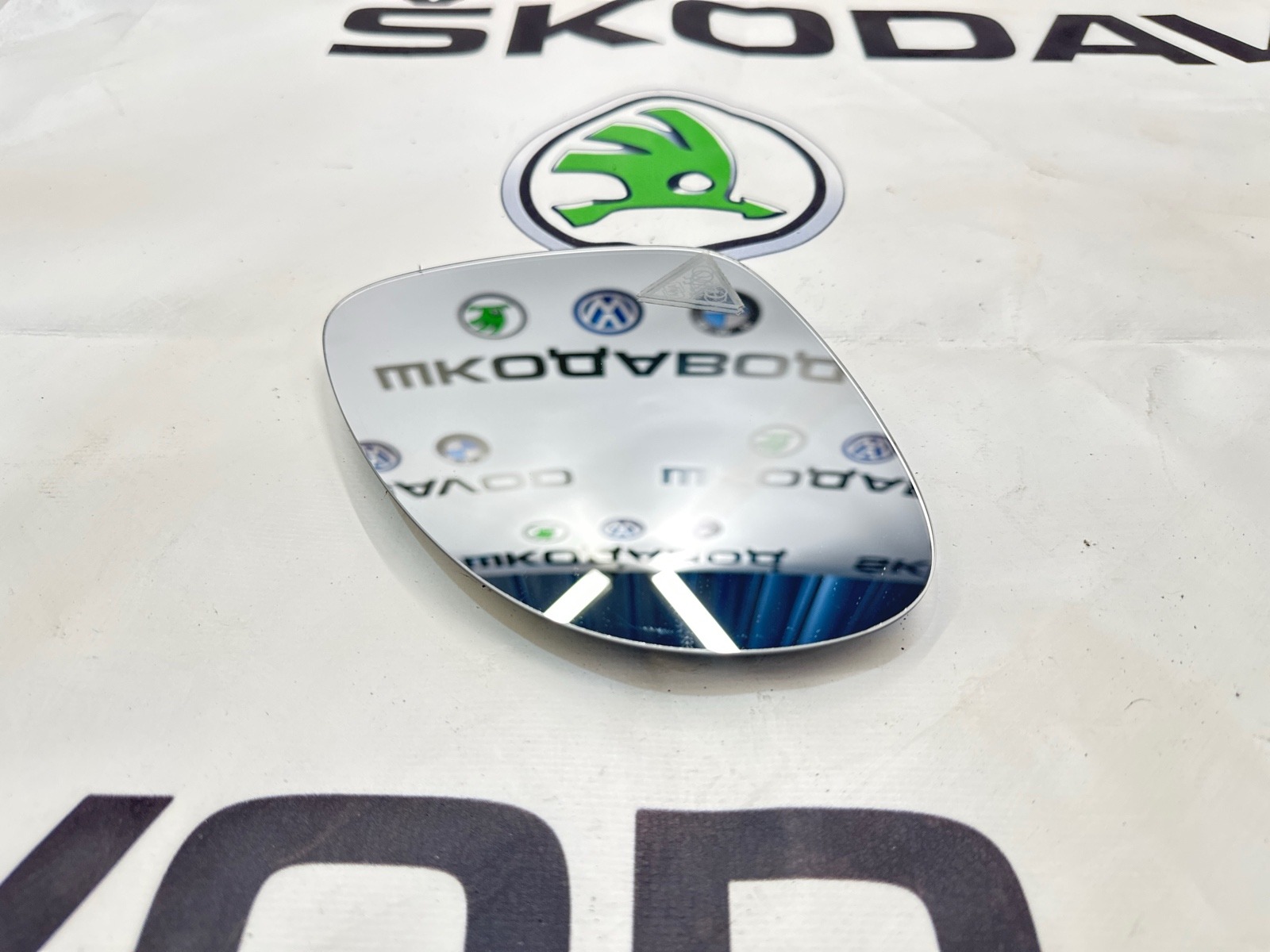 Зеркальный элемент, 3000 рублей, Москва