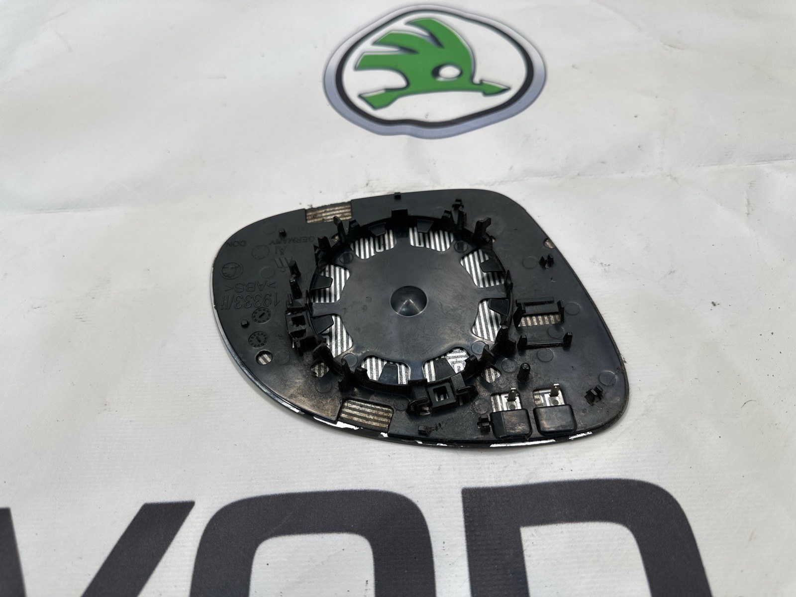 Зеркальный элемент, 3000 рублей, Москва