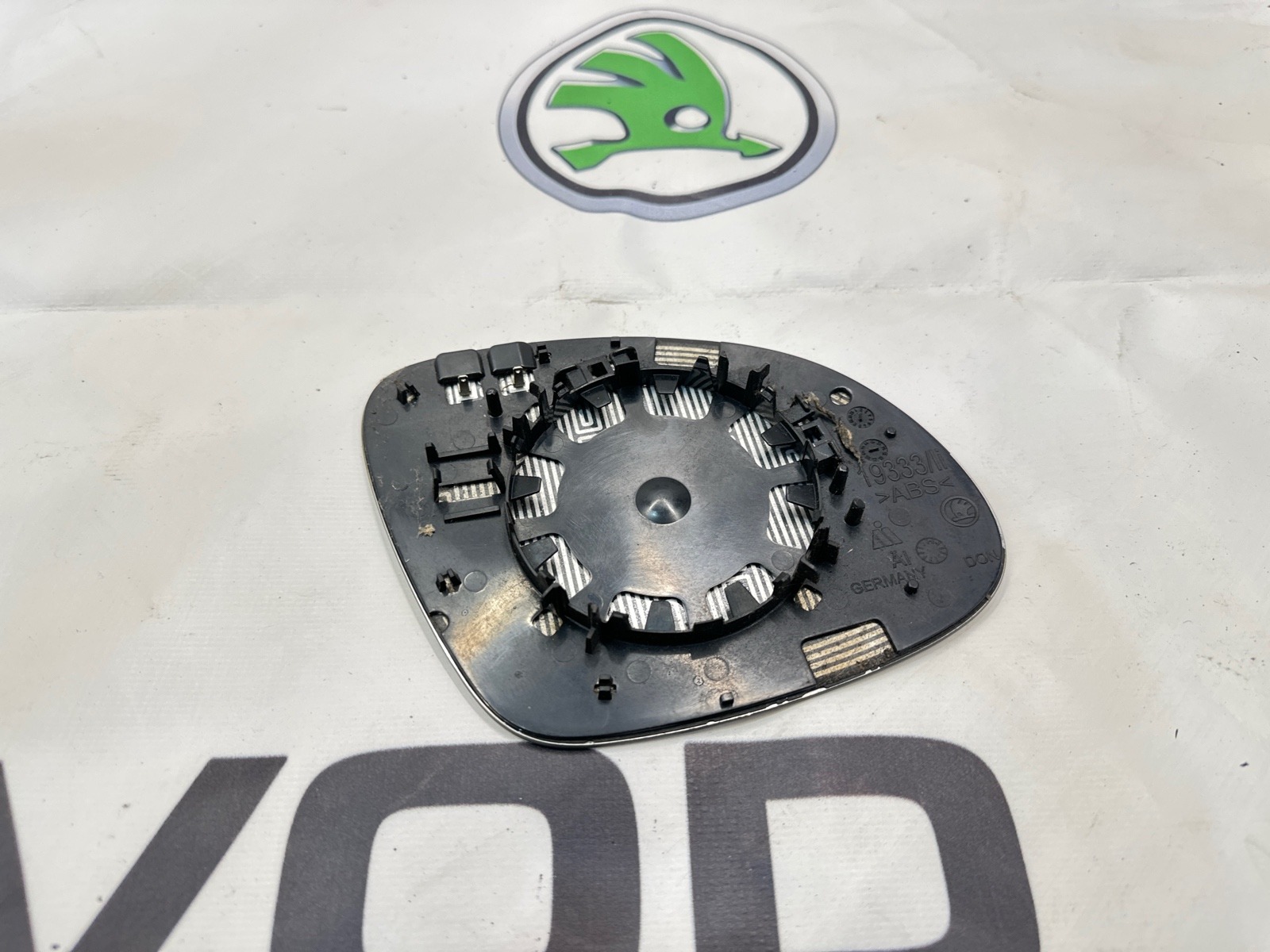 Зеркальный элемент, 3000 рублей, Москва