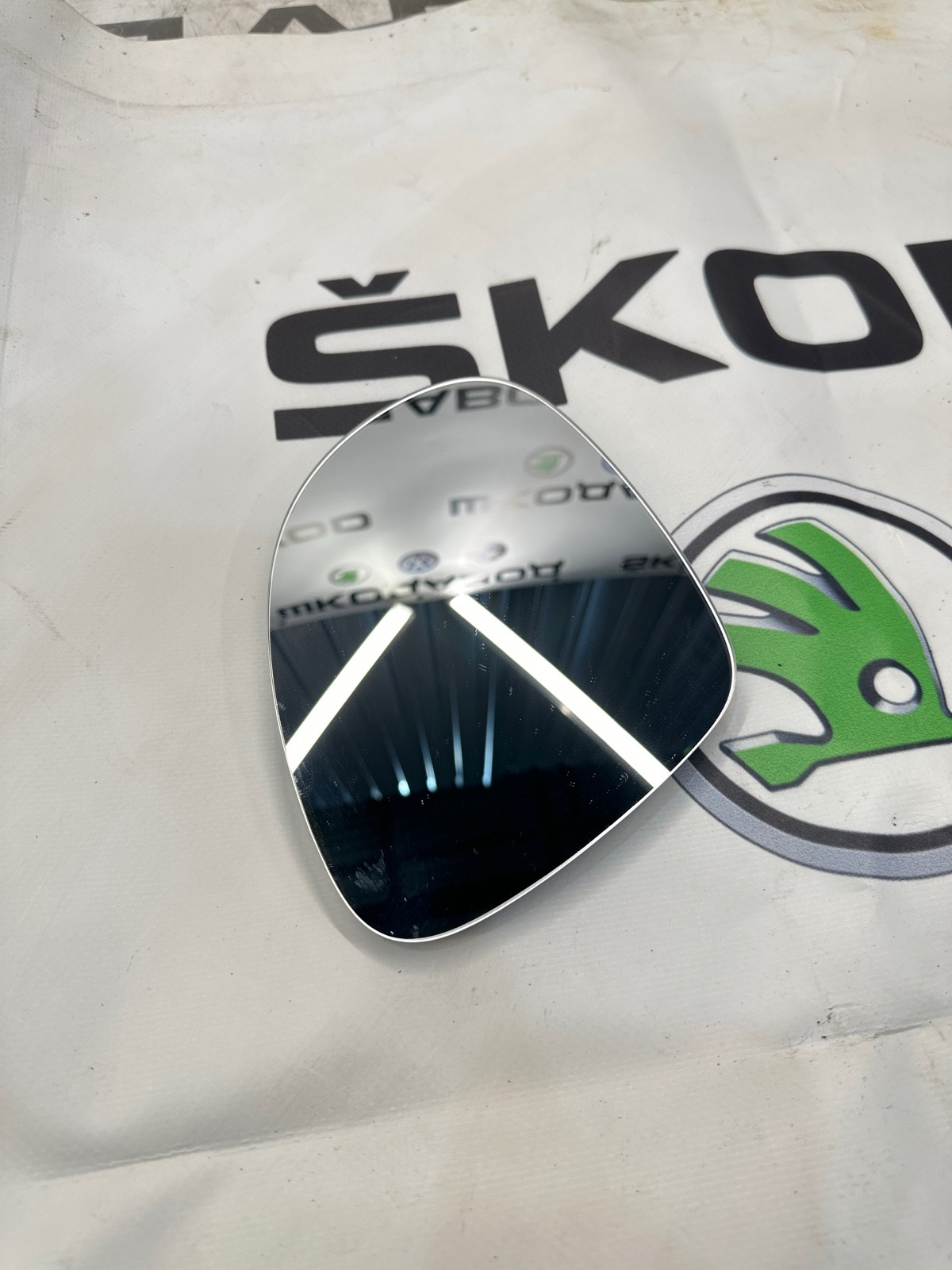 Зеркальный элемент, 3000 рублей, Москва