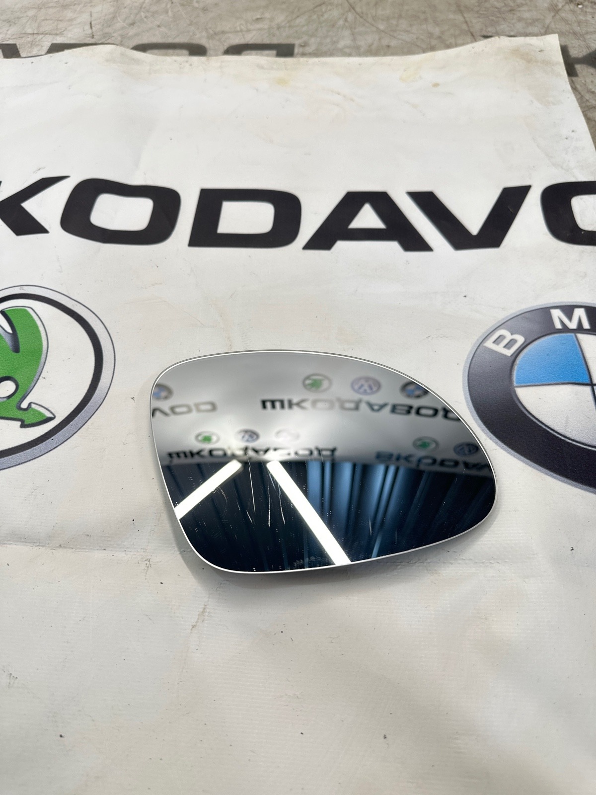 Зеркальный элемент, 3000 рублей, Москва