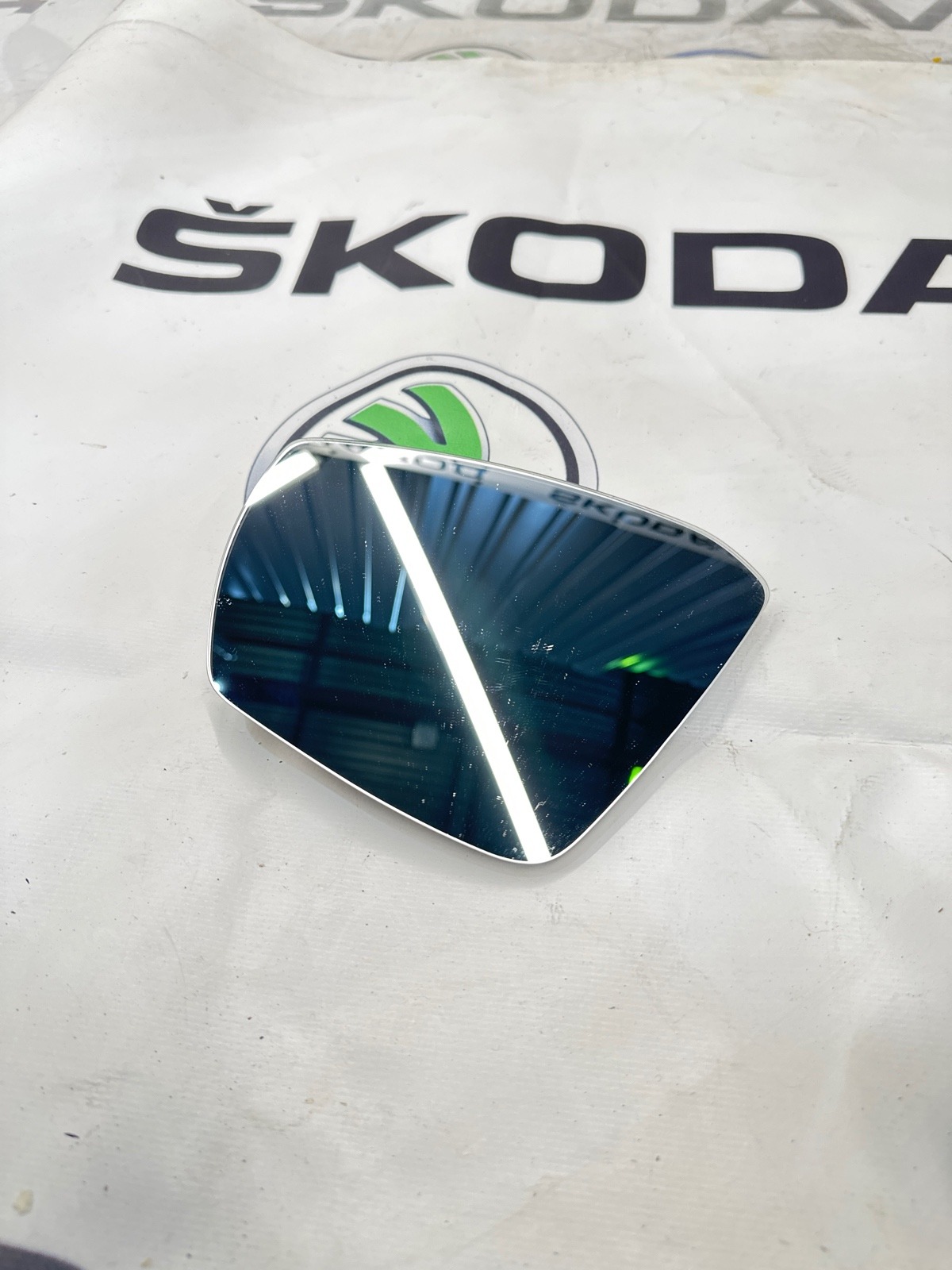 Зеркальный элемент, 3000 рублей, Москва