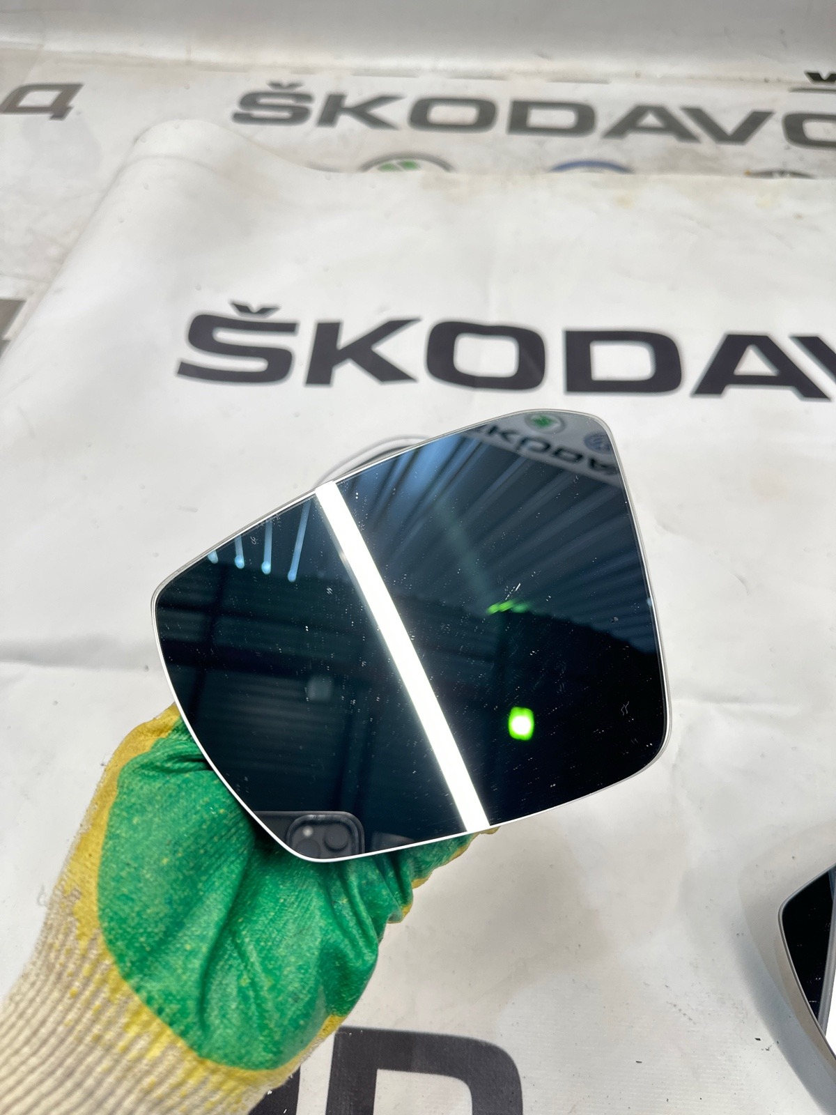 Зеркальный элемент, 3000 рублей, Москва