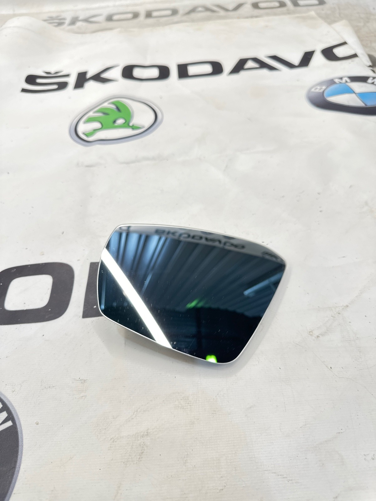 Зеркальный элемент, 3000 рублей, Москва