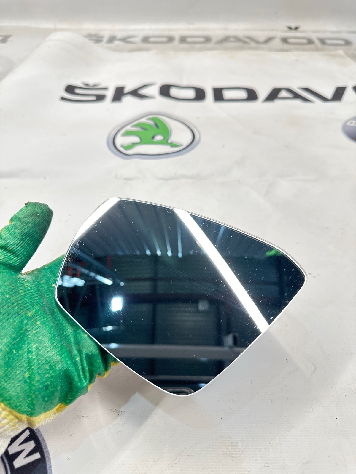 Зеркальный элемент, 3000 рублей, Москва