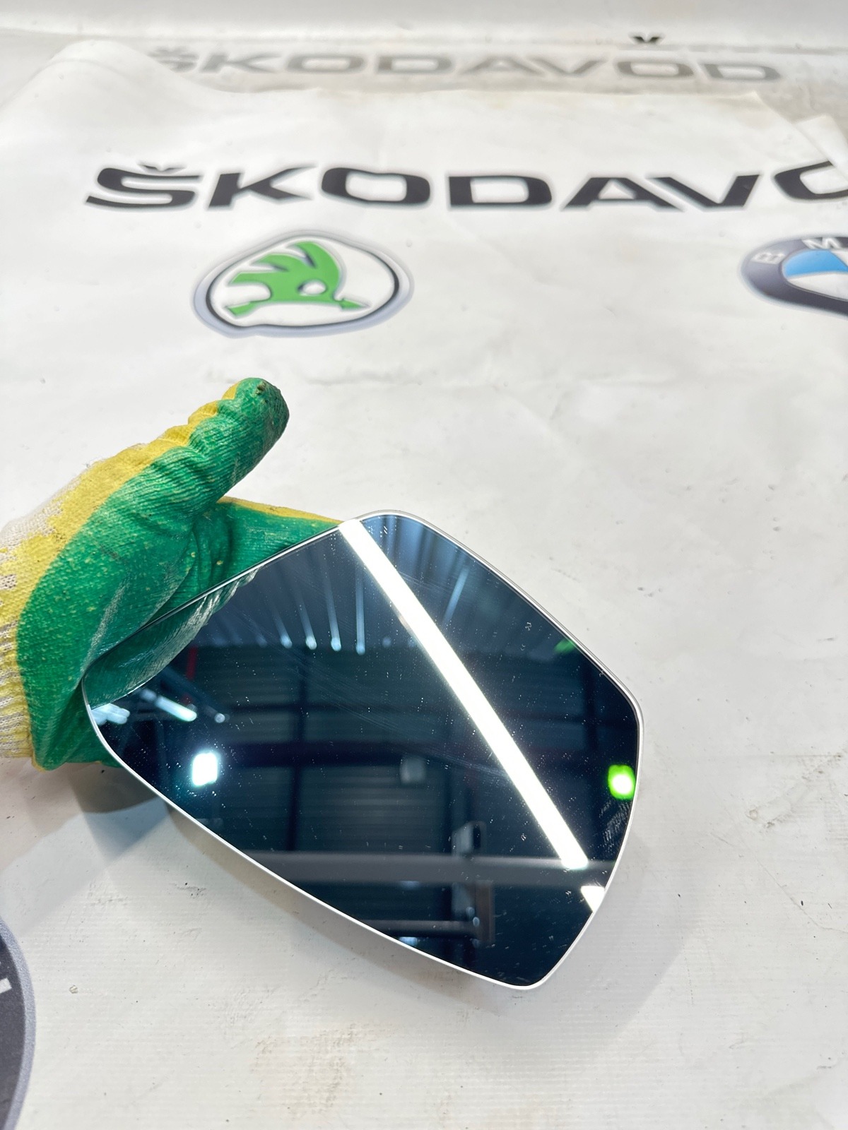 Зеркальный элемент, 3000 рублей, Москва