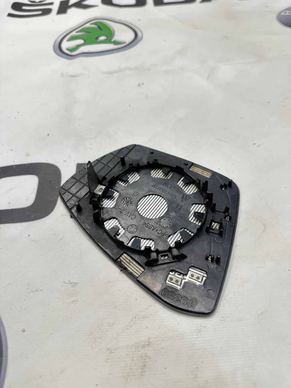 Зеркальный элемент, 3000 рублей, Москва