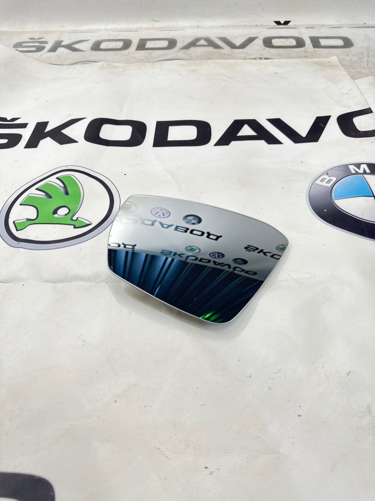 Зеркальный элемент, 3000 рублей, Москва