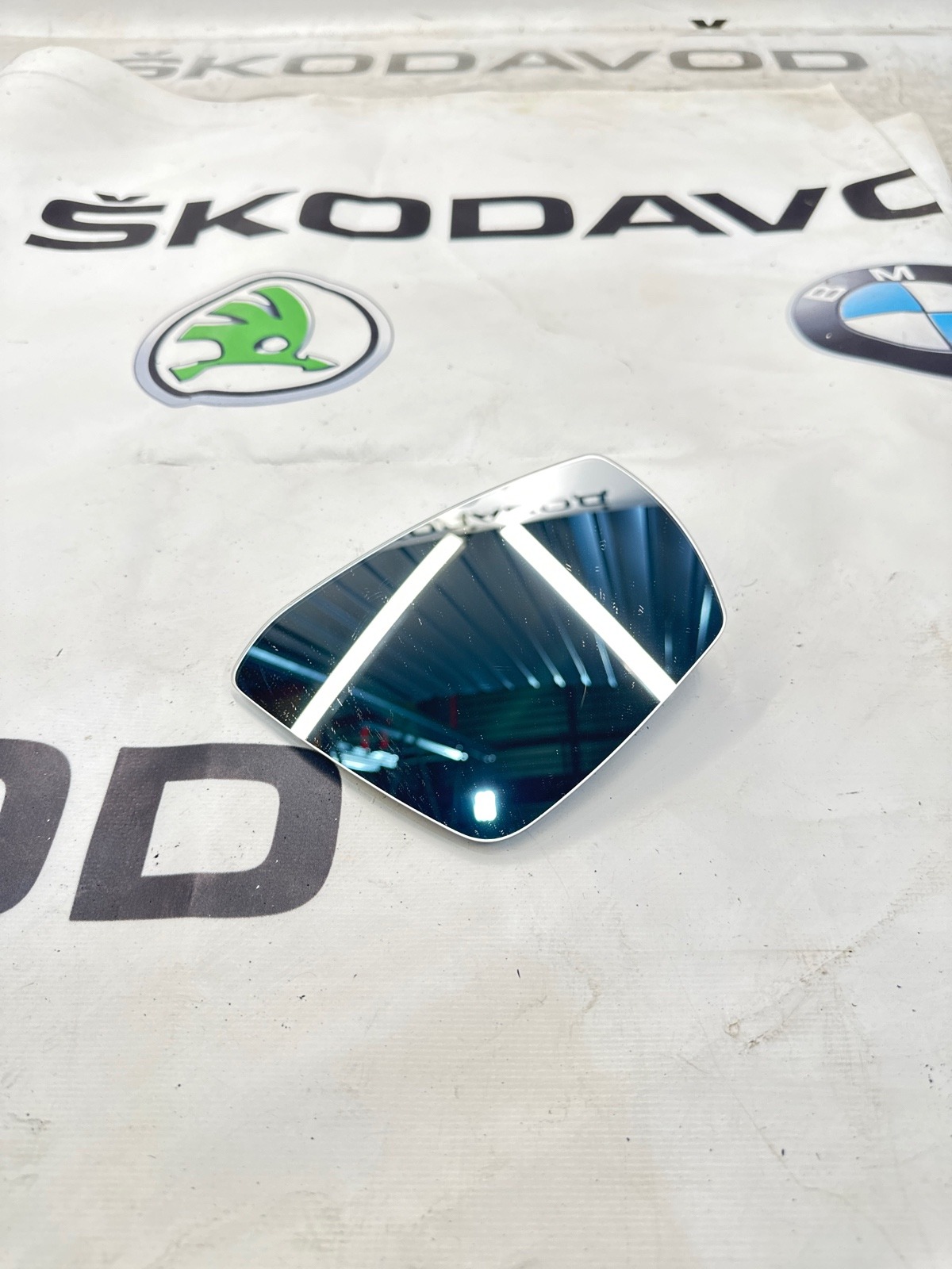 Зеркальный элемент, 3000 рублей, Москва