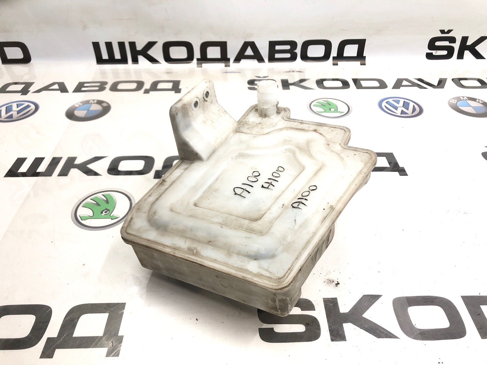 бачок омывателя, 1500 рублей, Москва