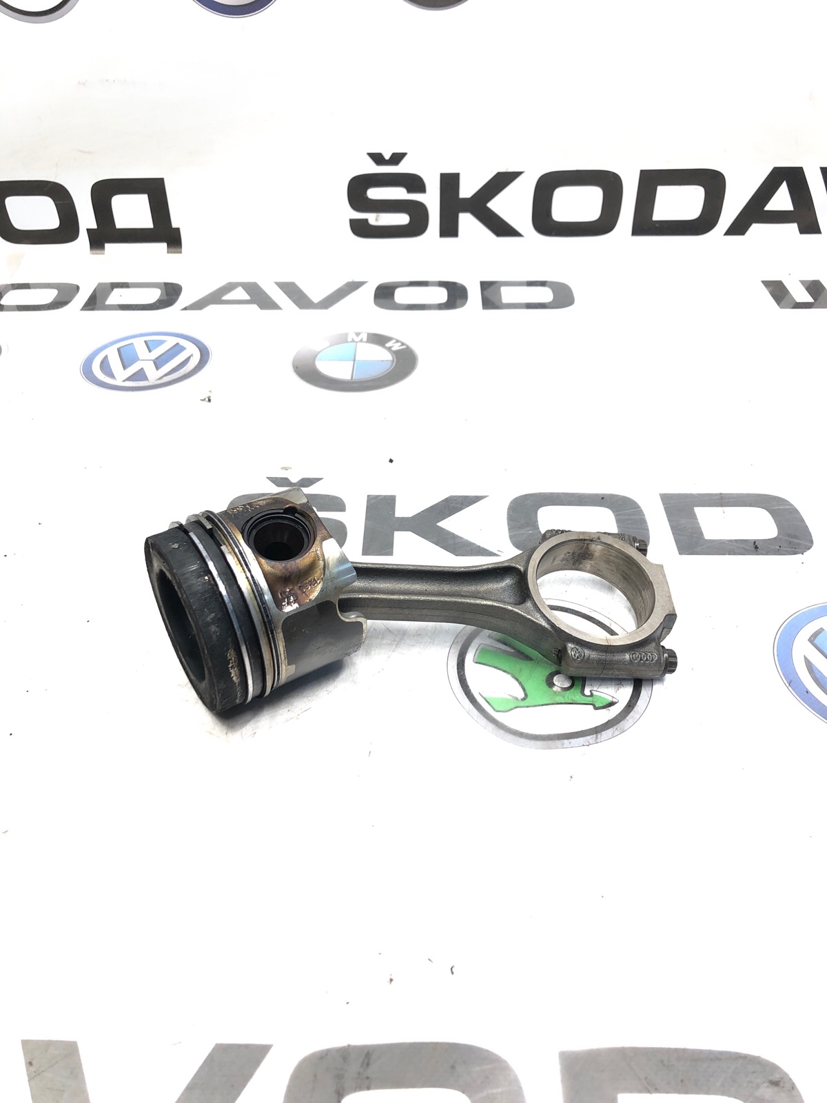 Поршень с шатуном, 2000 рублей, Москва