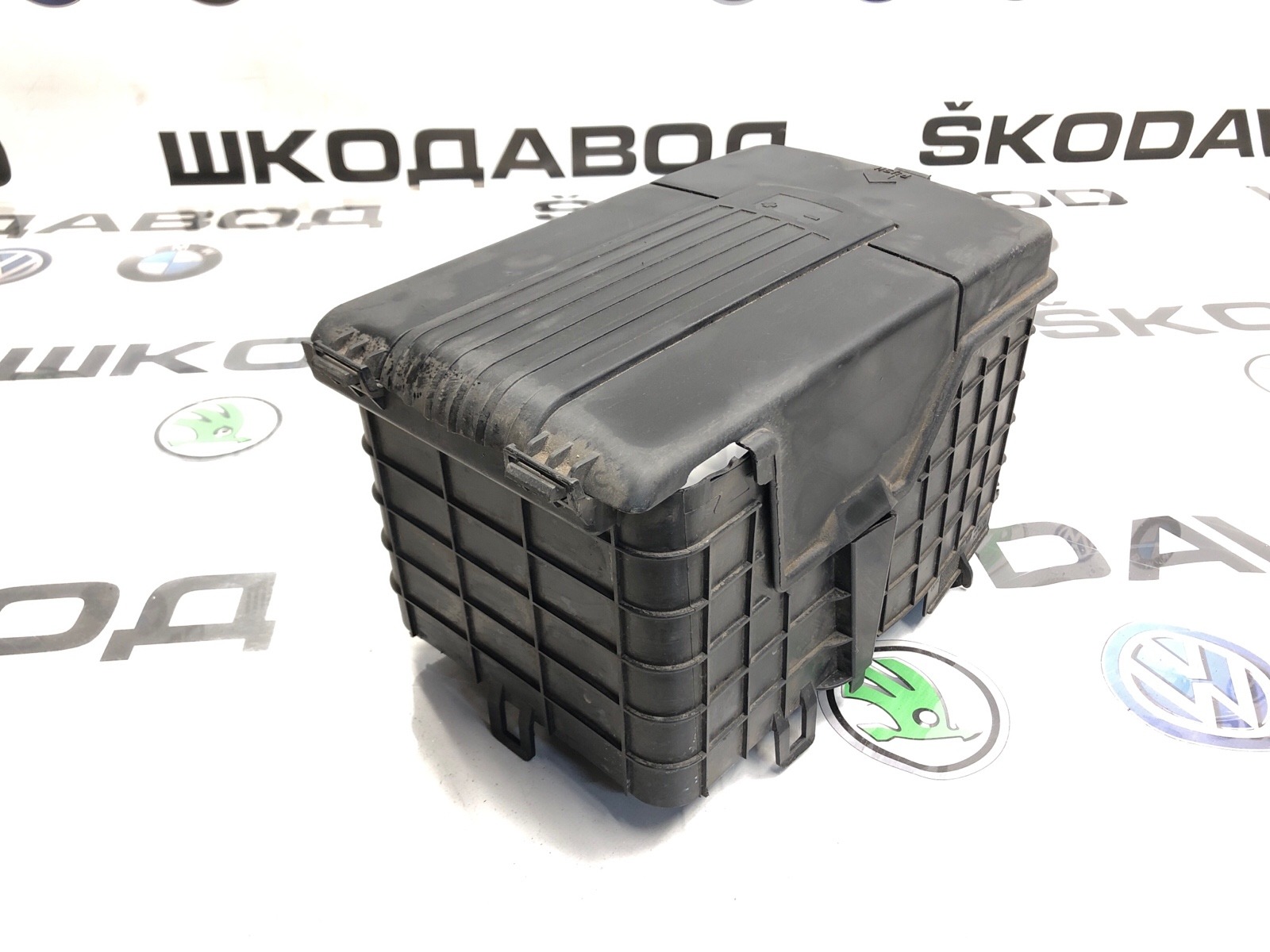 Корпус коробки аккумулятора (АКБ), 3000 рублей, Москва