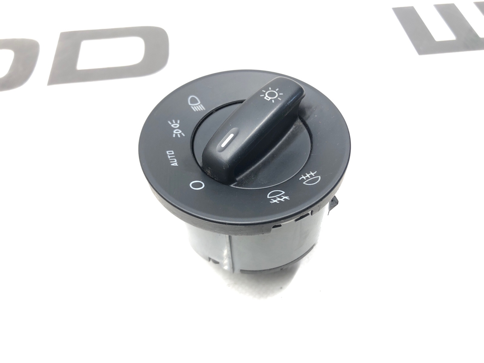 Переключатель света фар, 2500 рублей, Москва