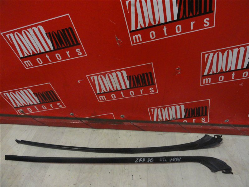 Молдинг лобового стекла, 2400 рублей, Красноярск