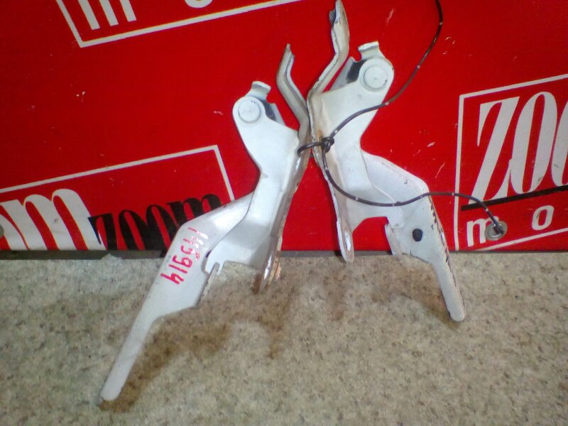 Петля (Шарнир капота), 1000 рублей, Красноярск