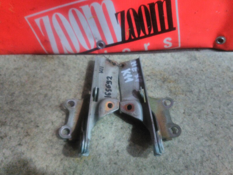 Петля (Шарнир капота), 500 рублей, Красноярск