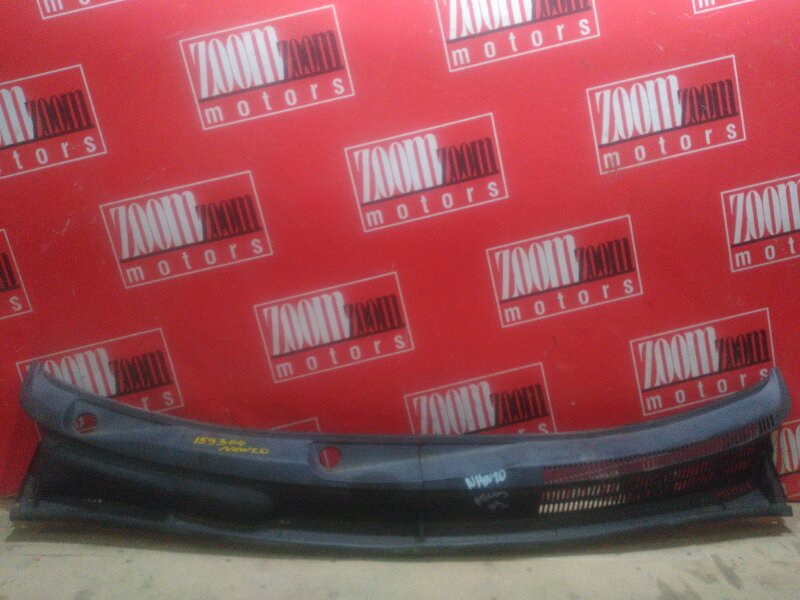 Решетка под лобовое стекло, 1000 рублей, Красноярск