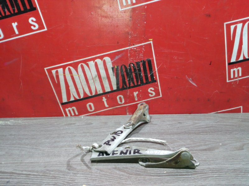 Петля (Шарнир капота), 500 рублей, Красноярск