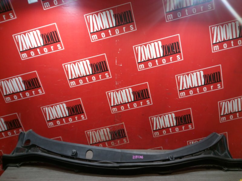 Решетка под лобовое стекло, 800 рублей, Красноярск