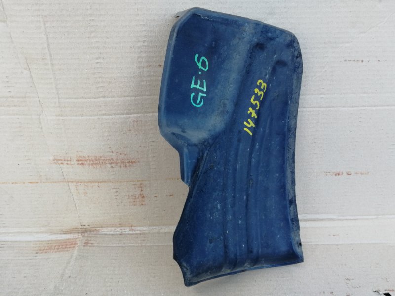 Подкрылок, 400 рублей, Красноярск