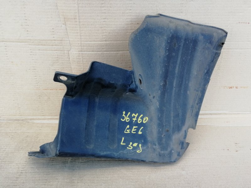 Подкрылок, 400 рублей, Красноярск