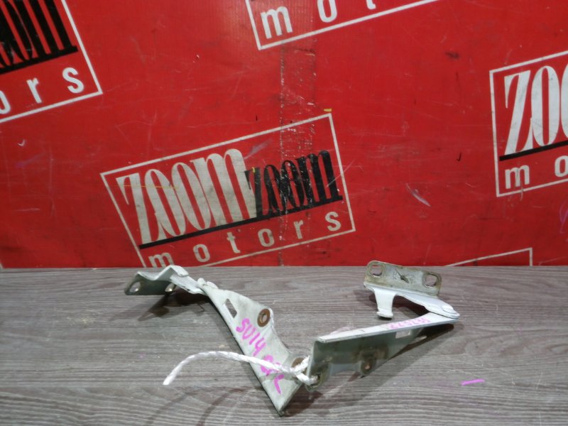 Петля (Шарнир капота), 500 рублей, Красноярск