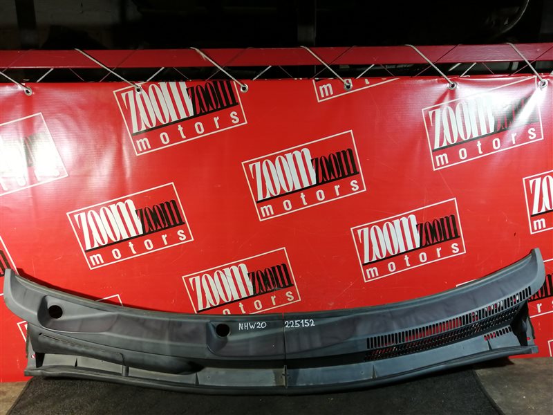 Решетка под лобовое стекло, 1000 рублей, Красноярск