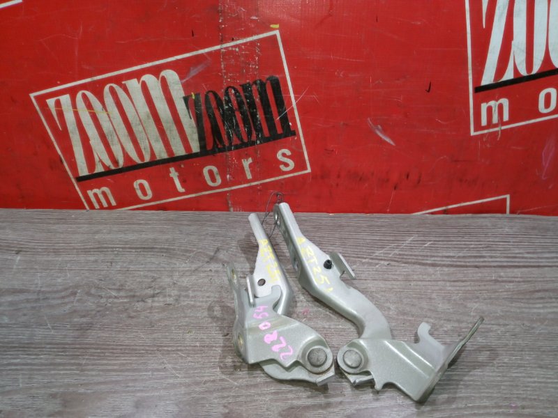 Петля (Шарнир капота), 800 рублей, Красноярск