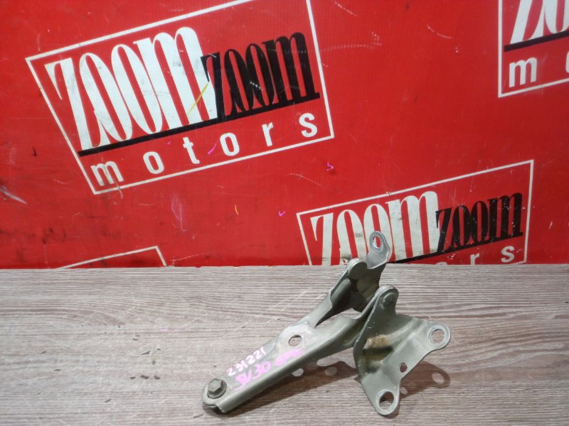 Петля (Шарнир капота), 1000 рублей, Красноярск