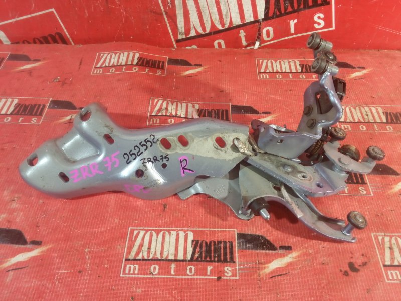 Кронштейн двери, 1800 рублей, Красноярск