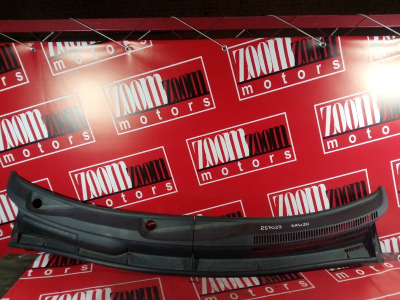 Решетка под лобовое стекло, 1000 рублей, Красноярск