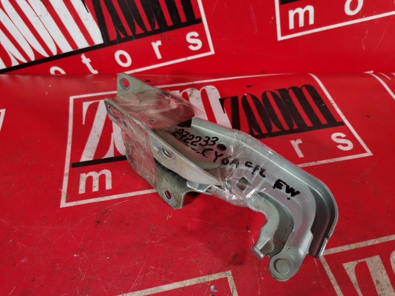 Петля (Шарнир капота), 1000 рублей, Красноярск