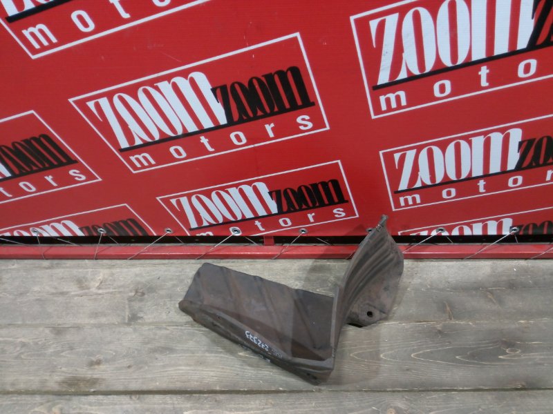 Подкрылок, 700 рублей, Красноярск