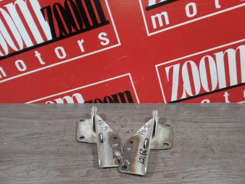 Петля (Шарнир капота), 500 рублей, Красноярск