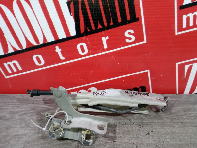 Петля (Шарнир капота), 400 рублей, Красноярск