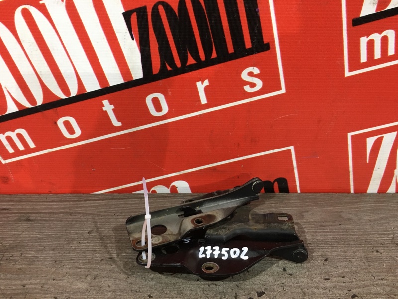 Петля (Шарнир капота), 400 рублей, Красноярск