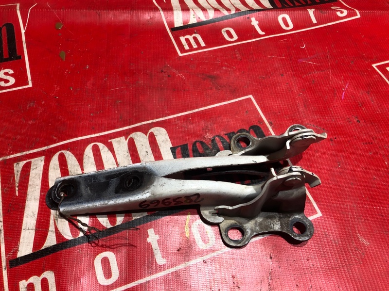 Петля (Шарнир капота), 1000 рублей, Красноярск