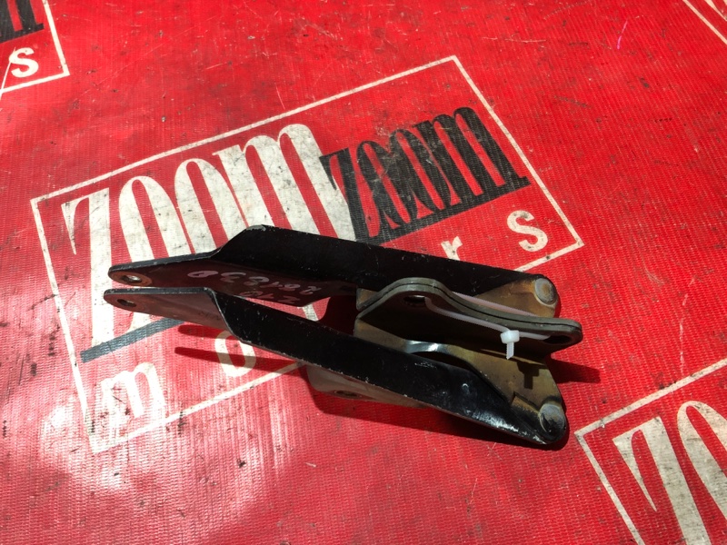 Петля (Шарнир капота), 400 рублей, Красноярск