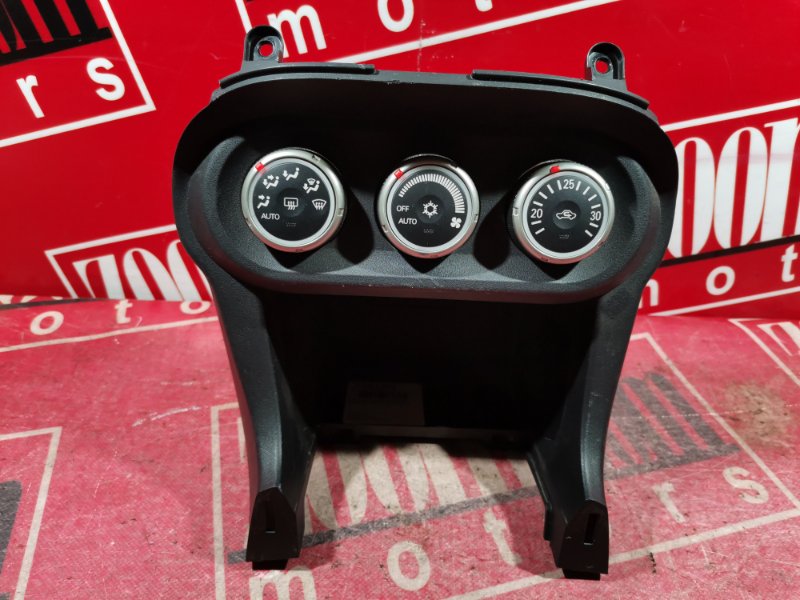 Блок управления климат-контролем, 1000 рублей, Красноярск