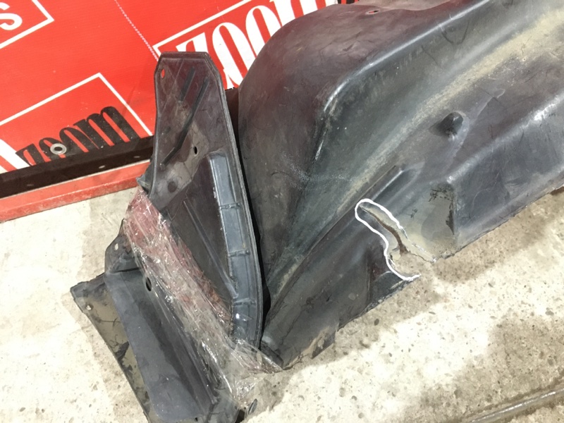 Подкрылок, 1000 рублей, Красноярск