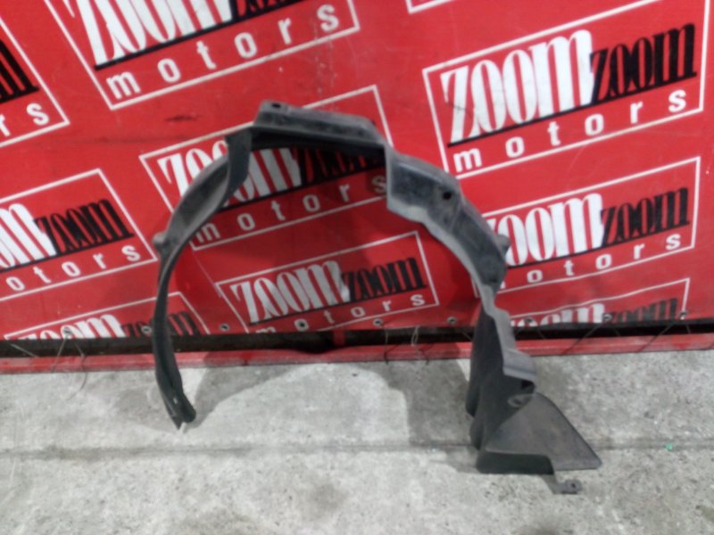 Подкрылок, 300 рублей, Красноярск